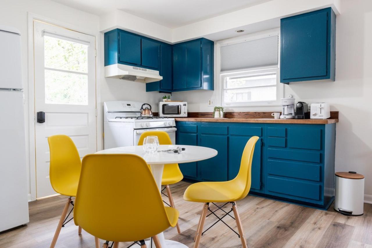 Retro Retreat Renovated 2Br, Desk, No Chore List! Kingston Extérieur photo